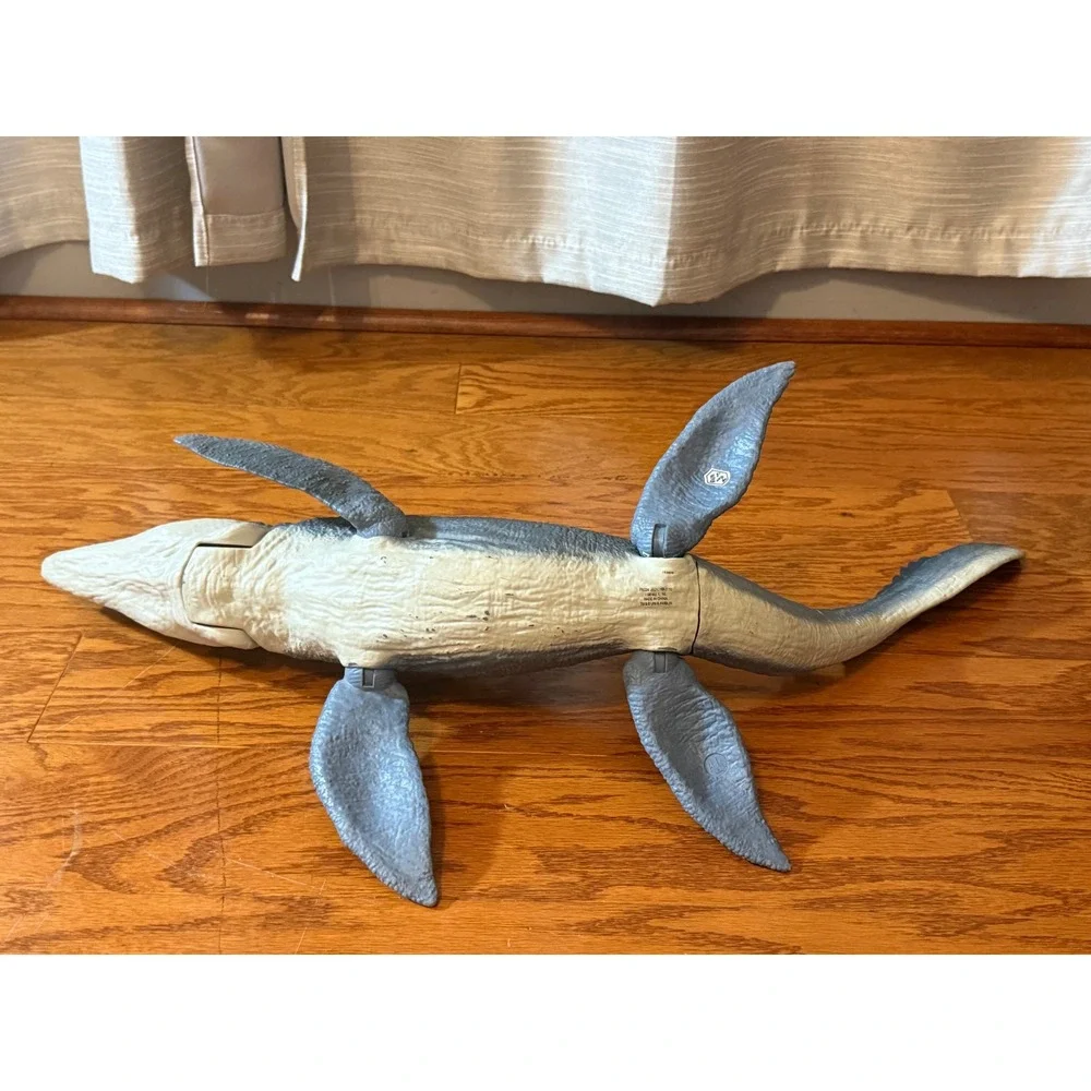 2017 Mattel Jurassic World Real Feel Mosasaurus - HUGE 28